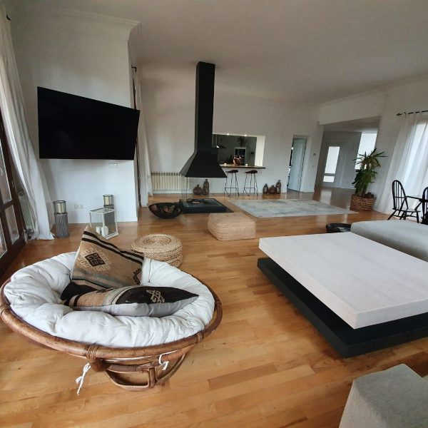 image-gallery
